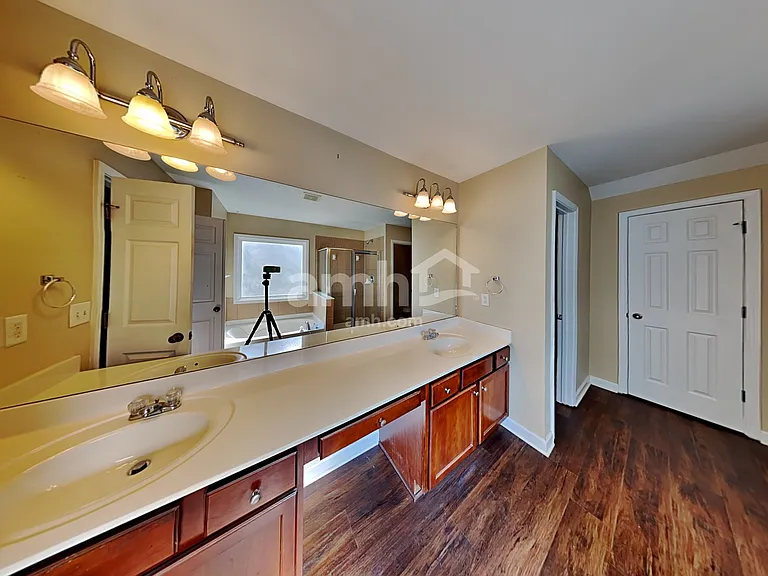 211 Sawtooth Ct — Photo 10