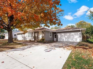 8016 Cedar Lake Rd S, Minneapolis, MN 55426