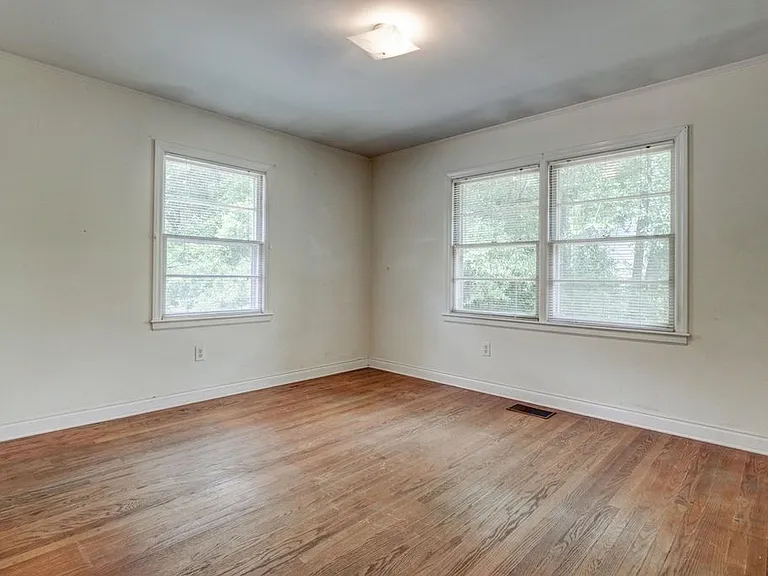 219 Spruce Cir — Photo 10