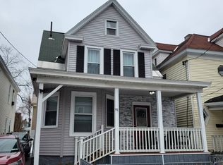 91 Robinson St, Schenectady, NY 12304