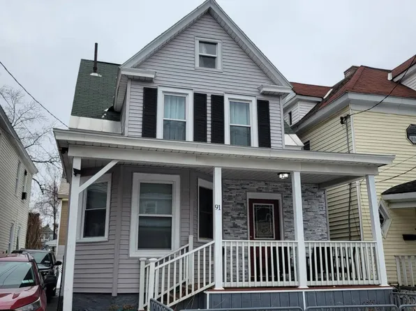 91 Robinson St, Schenectady, NY 12304