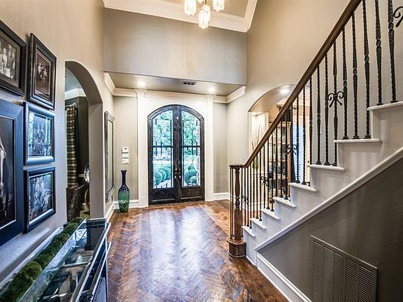 3rd image of 116 Wilmington Ct