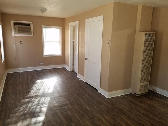4th image of 118 E Harding Blvd