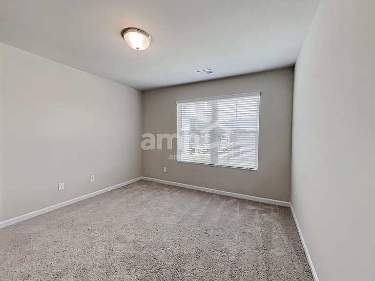 358 Winston Cir — Photo 12
