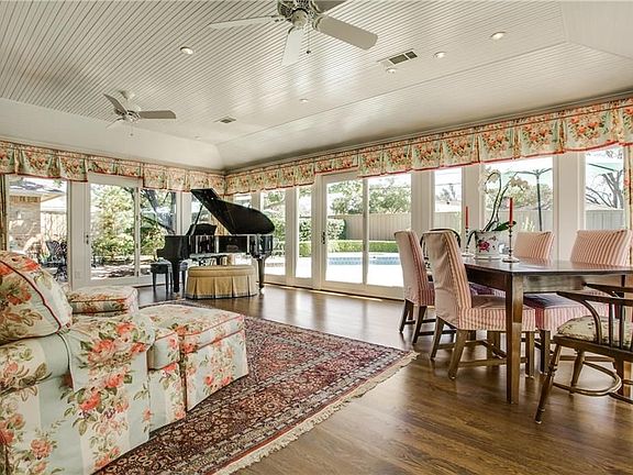 4th image of 6922 Briar Cove Dr