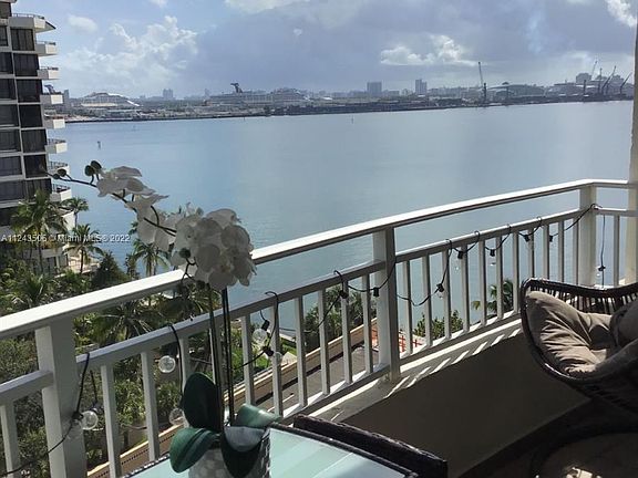 3rd image of 770 Claughton Island Dr APT 1007