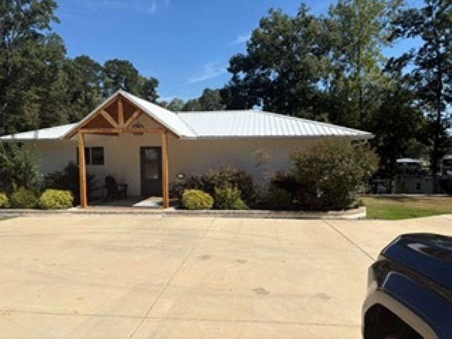 1st image of 231 Thomas Dr