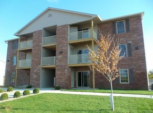 5300 W Woodsage Rd APT 101, Peoria, IL 61615