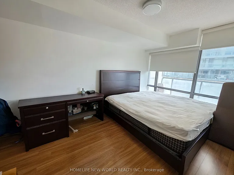 37 Grosvenor St #1701 — Photo 25