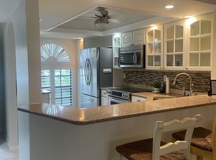 601 Augusta Blvd APT 4, Naples, FL 34113