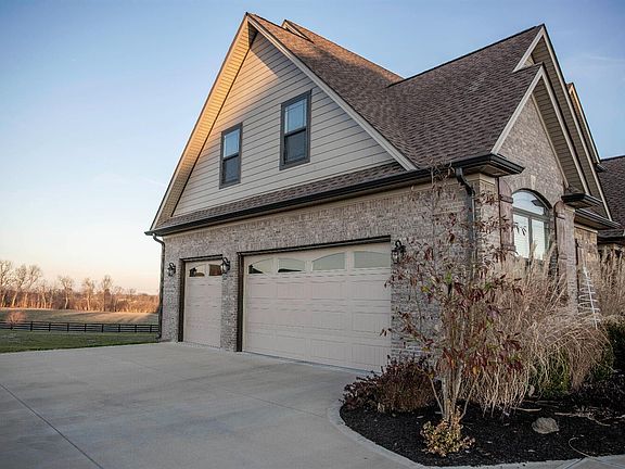 2nd image of 103 Hidden Meadow Ln