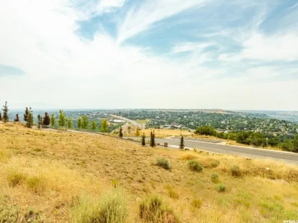 3174 E Layton Ridge Dr, Layton, UT 84040