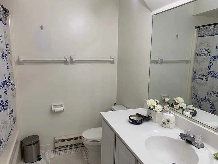 University Park Apartments near Cornell University — Photo 228