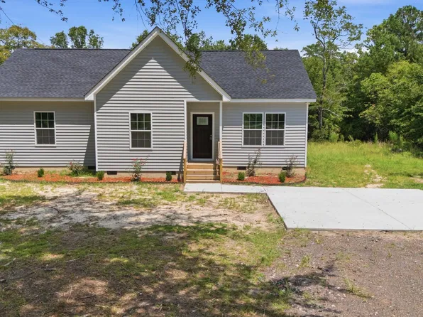 404 Smyrna Rd, Elgin, SC 29045