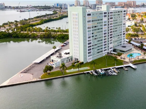 31 Island Way APT 703, Clearwater, FL 33767