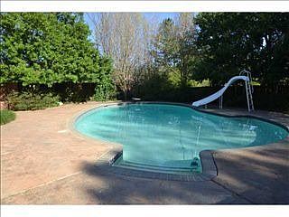 2nd image of 8614 Poplar Pike