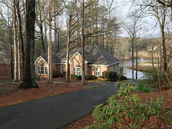 3711 Club Dr NW, Kennesaw, GA 30144