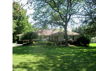 1809 Ridge Rd, Hinckley, OH 44233