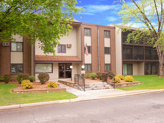 3rd image of 1340 9th Ave S APT 210