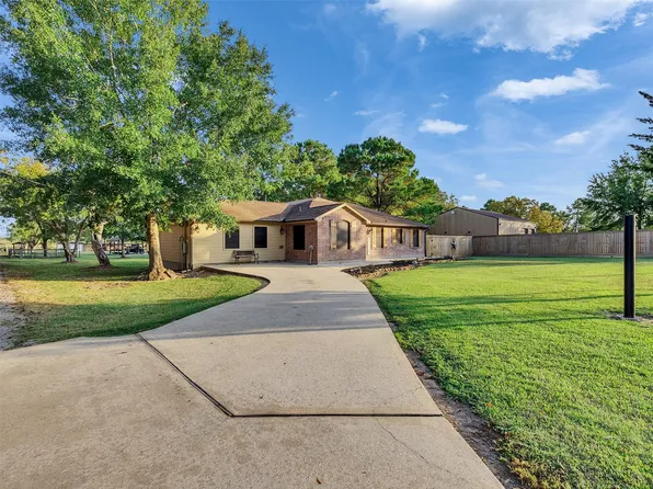 1010 Kilgore Rd, Baytown, TX 77520