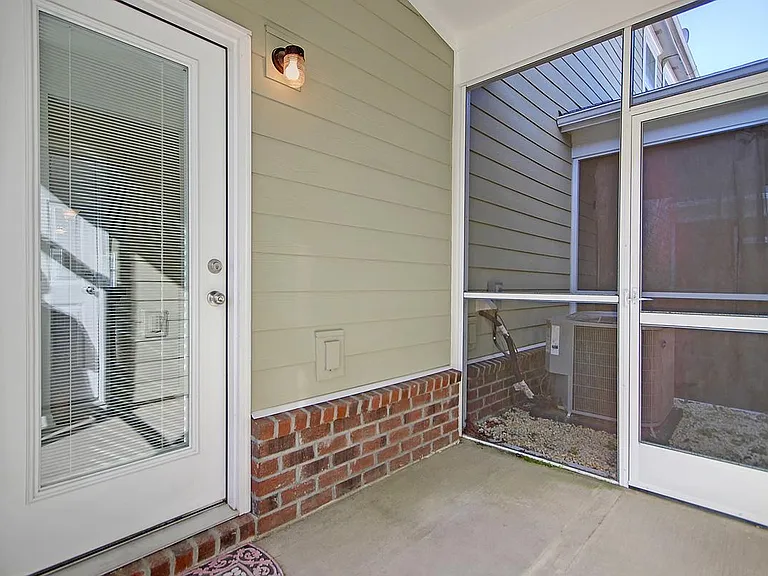 107 Bennett Ln — Photo 22