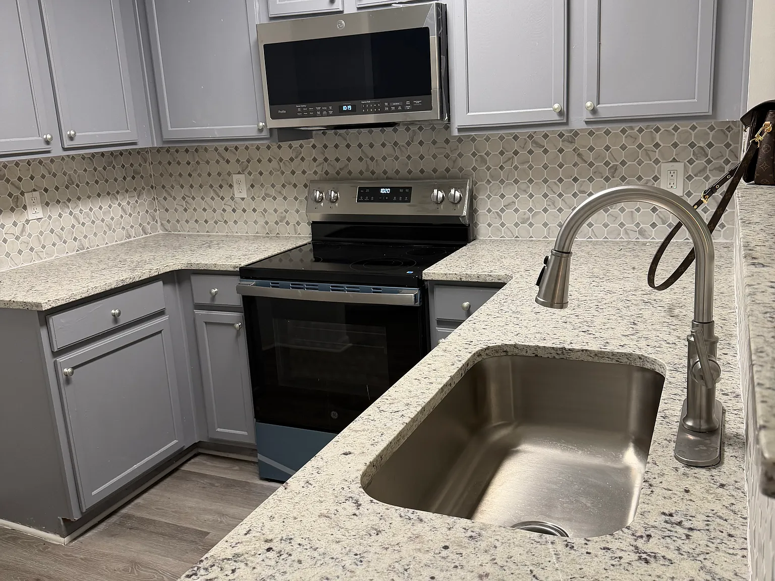 3 bed, 2.5 bath, 1540 sqft, $1,850 — Photo 2