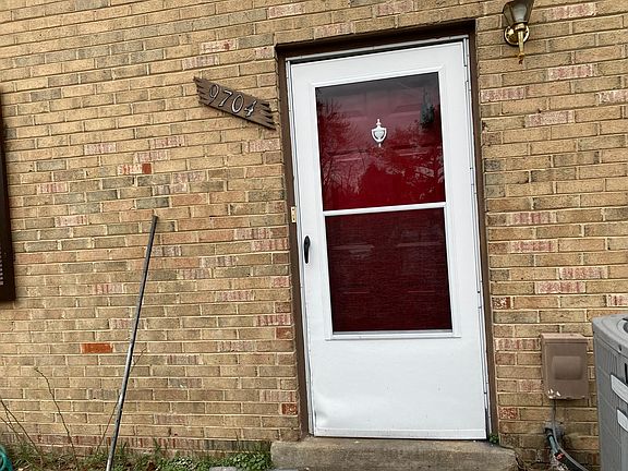 2nd image of 9704 Hagel Cir