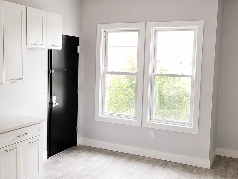 179 21st St #3AA — Photo 4