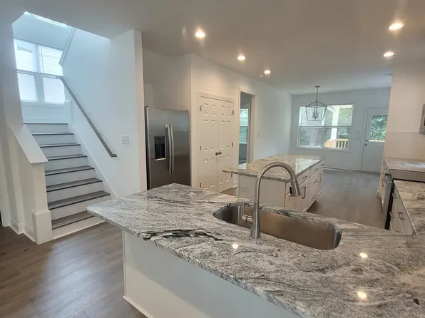 612 Method Rd, Raleigh, NC 27607