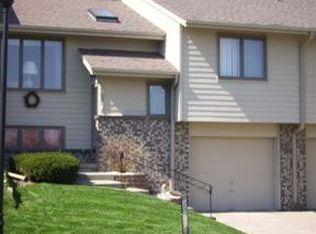 1103 Arbor Ridge Dr, Council Bluffs, IA 51503