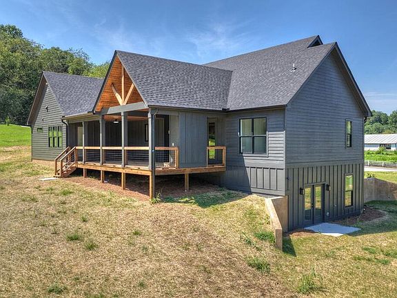 5th image of 2490 New Hope Rd