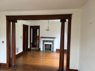 39 Hayden St, Buffalo, NY 14210