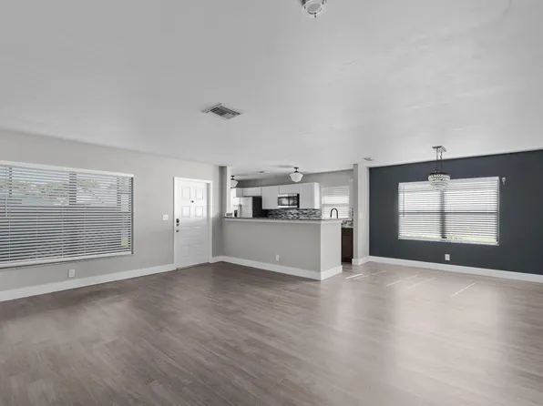 1740 W Sanderling Lane #1, Fort Pierce, FL 34982