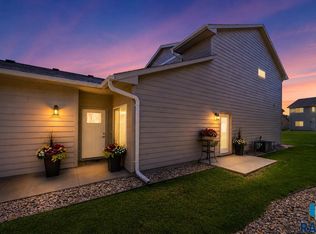 6156 S Alki Pl, Sioux Falls, SD 57108
