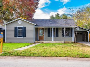 517 Ruth St, Kerrville, TX 78028