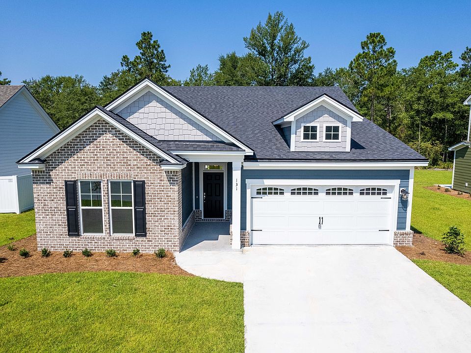 1st image of 131 Madeira Dr