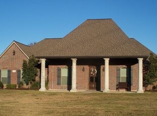 5684 Joli Bois Dr, Lake charles, LA 70605