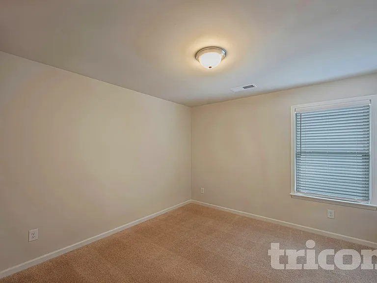 317 Oxbow St — Photo 15
