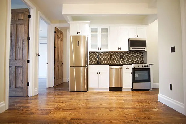 Rented by Lofts and Flats LLC | media 8