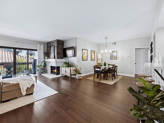 3rd image of 8180 Manitoba St APT 255