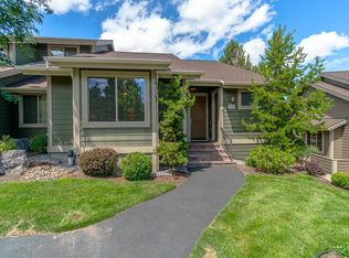 1266 Highland View Loop, Redmond, OR 97756