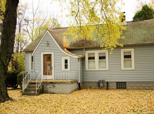 329 Pelham Rd, Erie, PA 16511