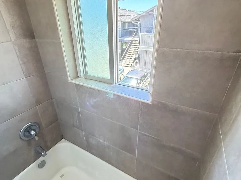 Top-Floor Corner Gem in the Heart of Normal Heights — Photo 7
