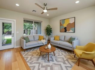 4008 Valley View Rd APT B, Austin, TX 78704