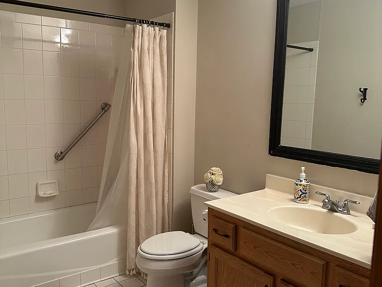 5745 Yucca Ln N — Photo 28