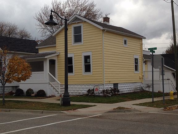 2nd image of 433 Jackson Ave