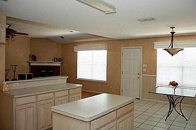 5th image of 7412 Marsarie Ct