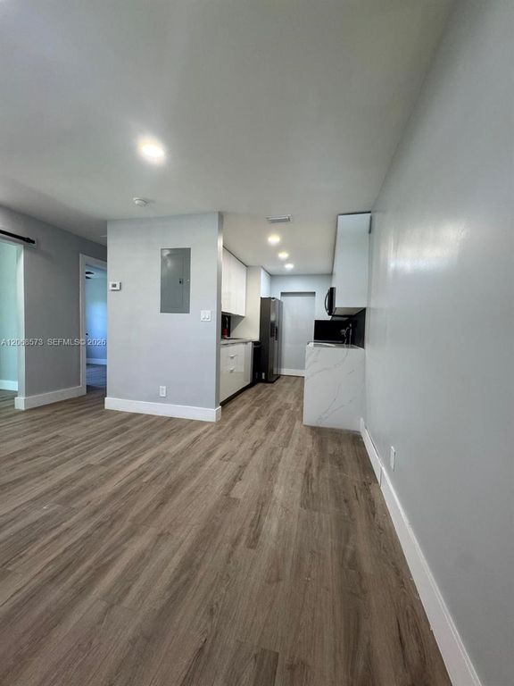 2865 NE 13th Ave, photo 4