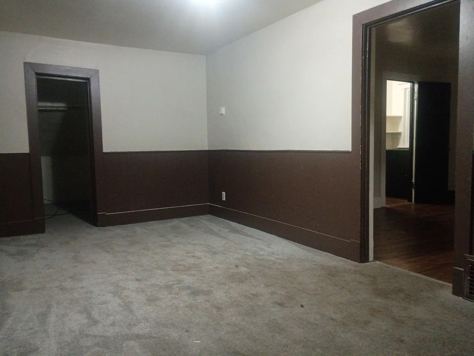 2 bed, 900 sqft, $1,050 — Photo 4