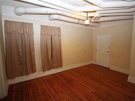 3rd image of 250 Virginia St APT 204